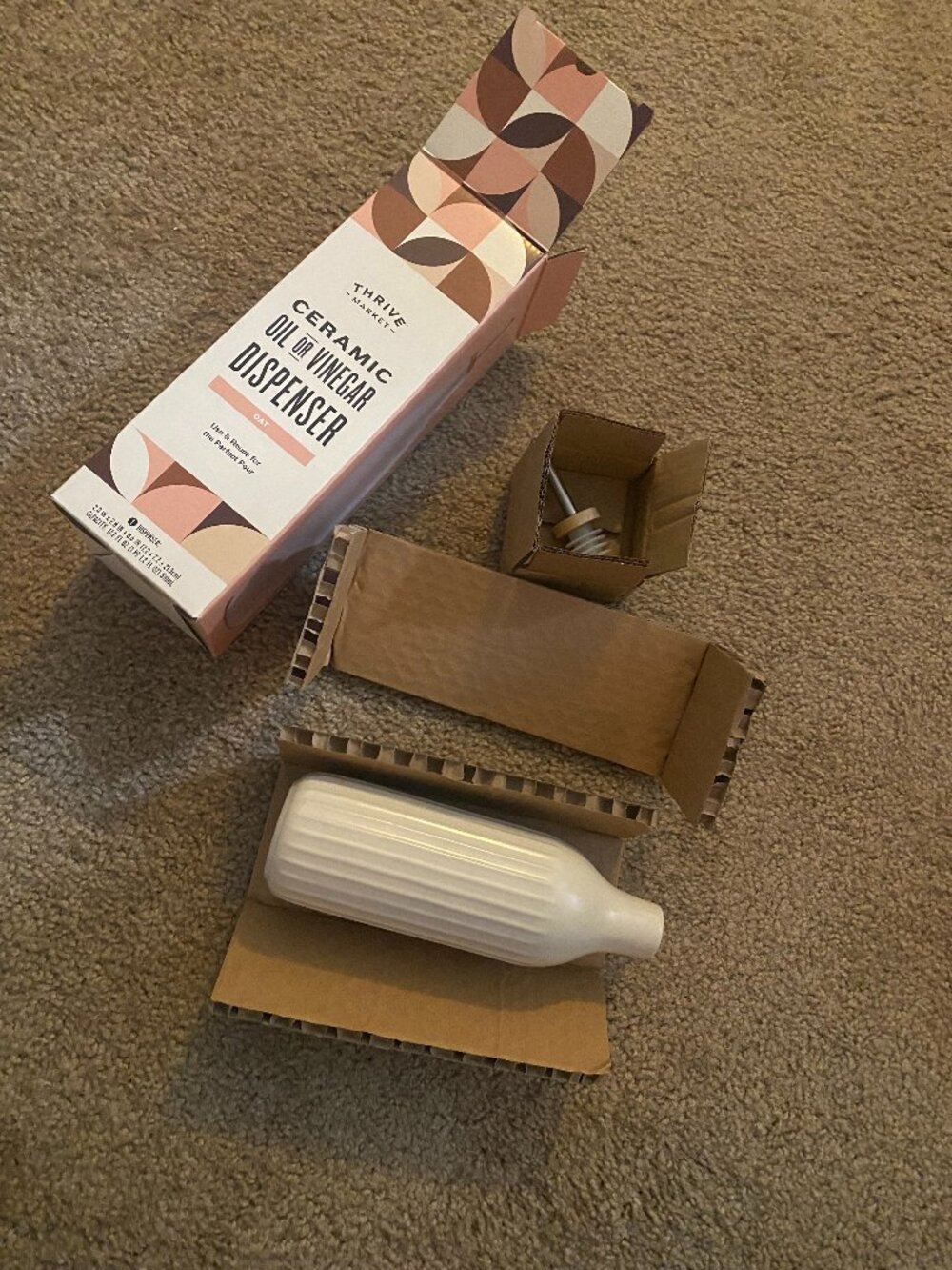 Ceramic oil or vinegar dispenser, NWT